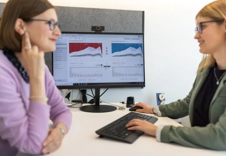 Audiosus-Beratung: Hörtraining anhand des individuellen Hörprofils am Bildschirm